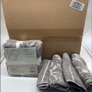 Target case of 48 washcloths grey stripe/floral